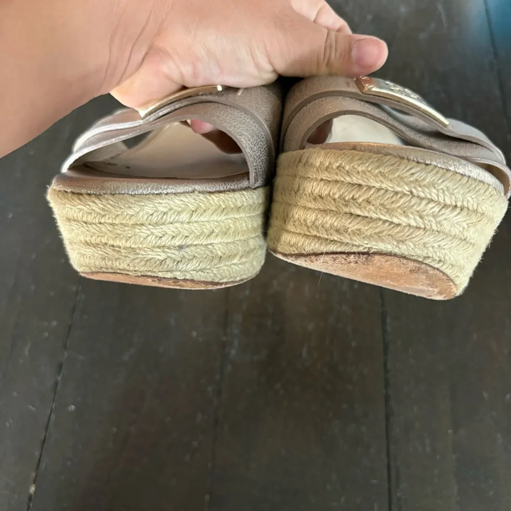 Coach Christie Gold Espadrille Wedge‎ Platform Sandals Leather Metallic Size 8.5